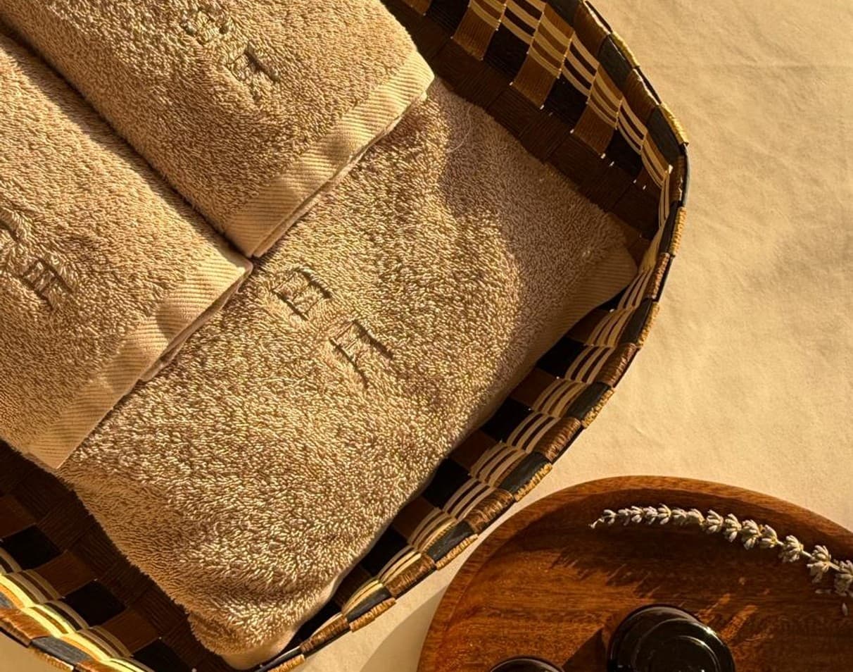 日月. 按摩 | Sun and Moon Massage